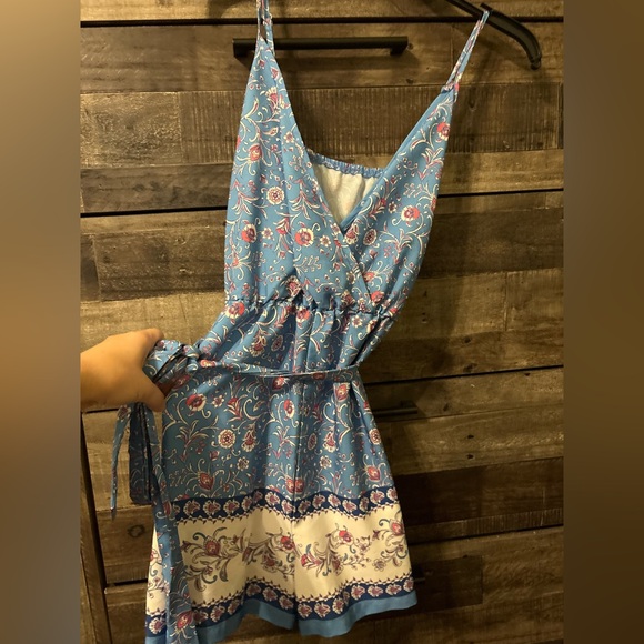Blue Floral V-Neck Romper - Picture 2 of 5